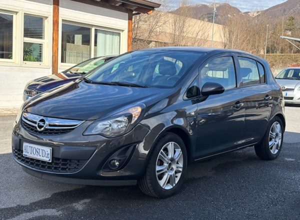 Opel Corsa-1